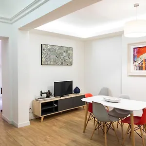 Apartament Uzeda